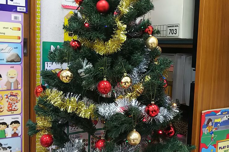 英語教室のクリスマスツリー