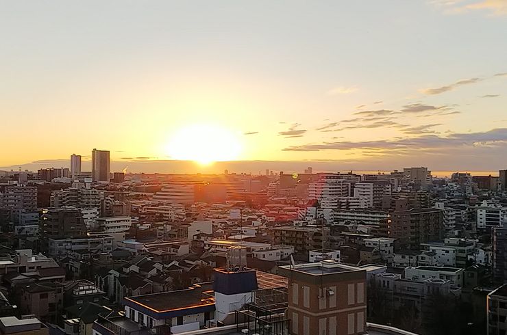日の出の写真